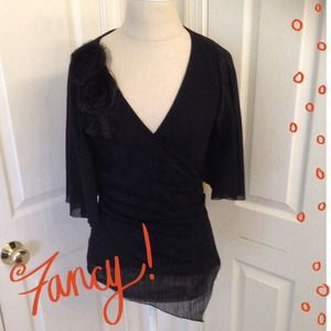 🚫SOLD🚫 Wear Stunning Black Top New!