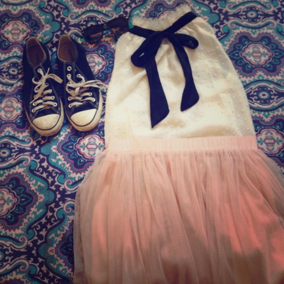 Forever 21 Dresses & Skirts - ❤️HP 11/25❤️ Forever 21 pink tulle skirt