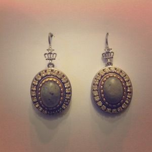 Gorgeous Juicy Couture earings