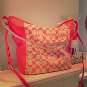 💥💥RESERVED💥💥Coach Handbag