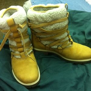 Timberland boots super cute! ON SALE!! 27.00