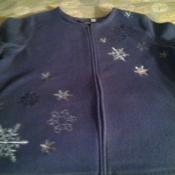 Blue fleece snowflake shirt