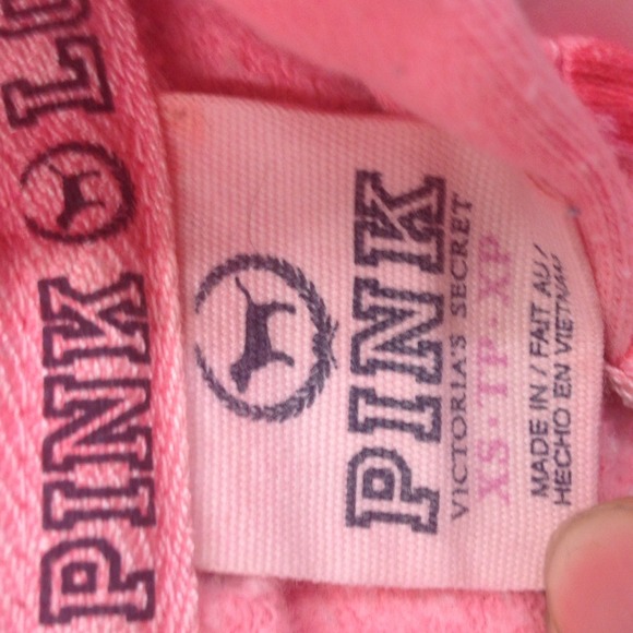 🚫SOLD🚫🎀VS Love Pink Zipup🎀 - Picture 2 of 4