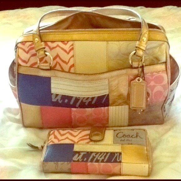 Authentic coach bag with wallet