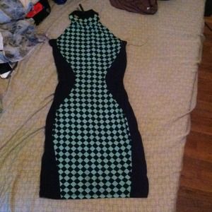 Geen and black checkered dress