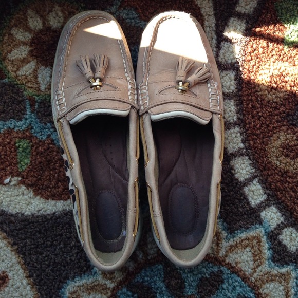 Leopard sperrys