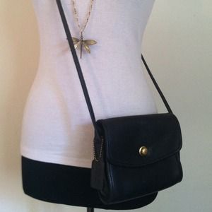 SOLD!!  Vintage COACH CROSS BODY shoulder Purse