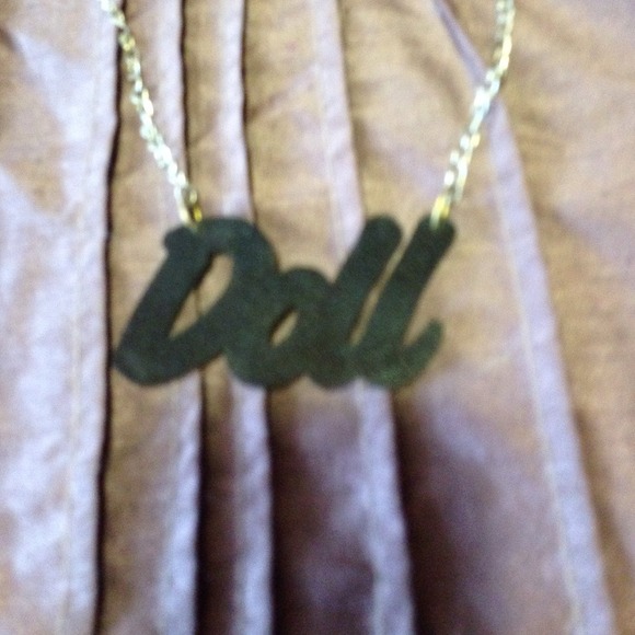 Doll name tag necklace - Picture 2 of 2