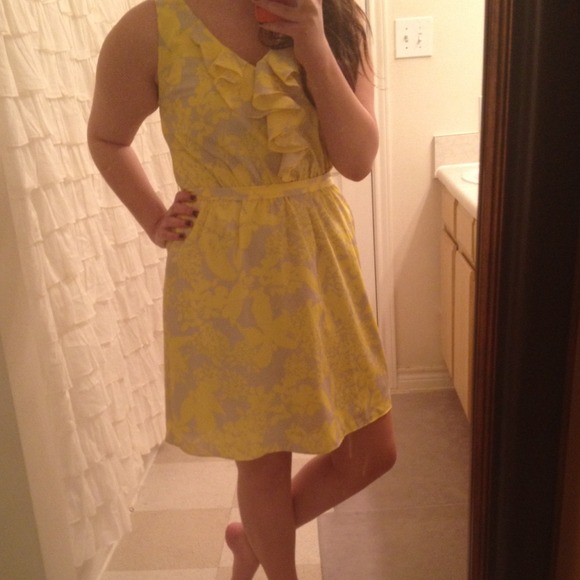 Dress - Picture 2 of 4