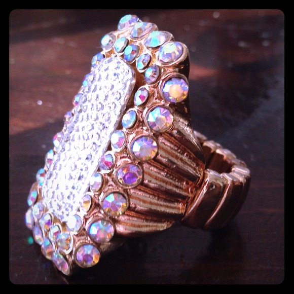 Gorgeous ring!