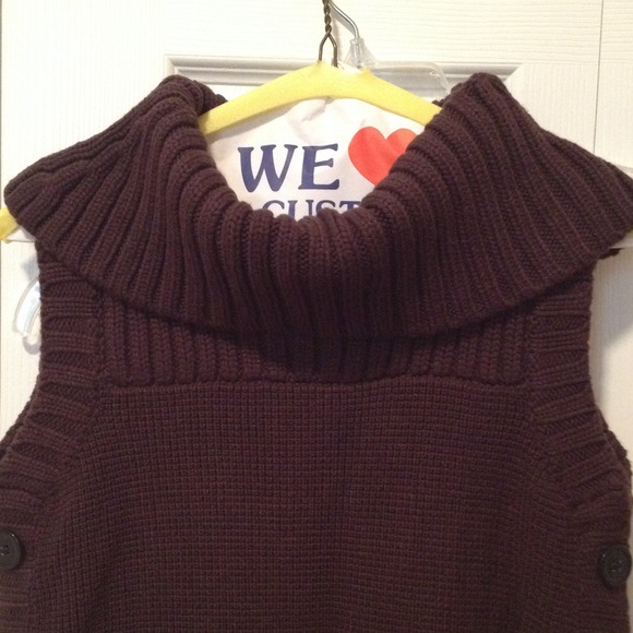 Brown sweater/ or tunic