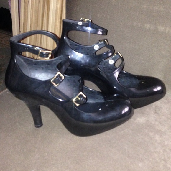 SOLD- Vivienne Westwood black rubber 3 strap