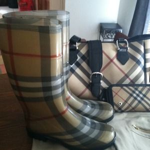 Burberry rain boots gently used!