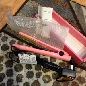 Pink chi flat iron