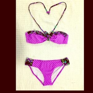 Purple polka dots bikini👙