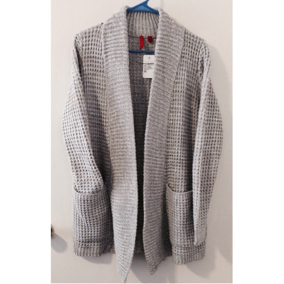 Cozy! 🆕 Buckingham knit cardigan sweater. - Picture 3 of 4