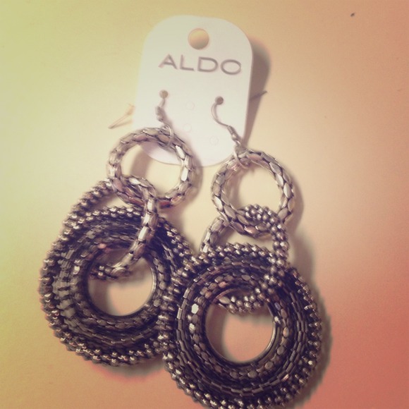 SOLD w/bundle! Aldo earrings - Picture 1 of 1