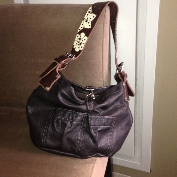 Sold- Tylie Malibu black leather purse