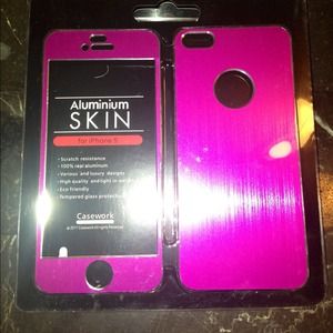 🎉SALE🎉 iPhone 5S Aluminum Case NWT