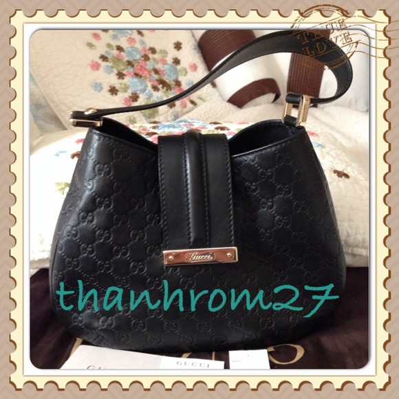 💯 Authentic Gucci Black Hobo
