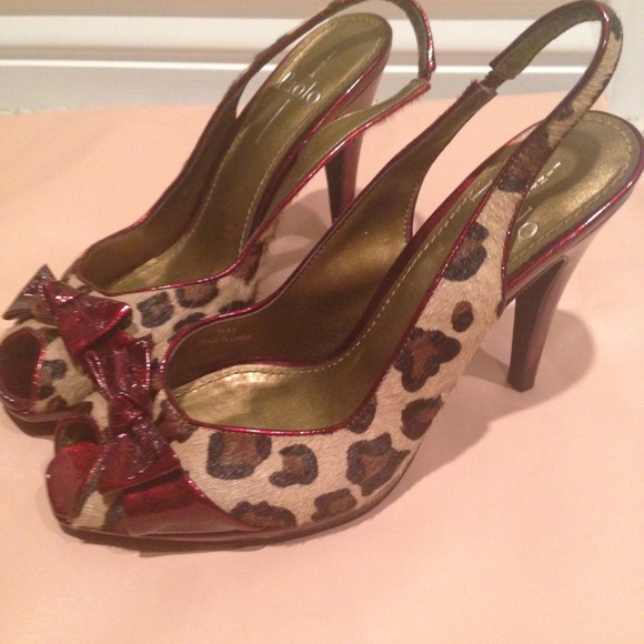 THE CUTEST Leopard heels I have ever seen! New.