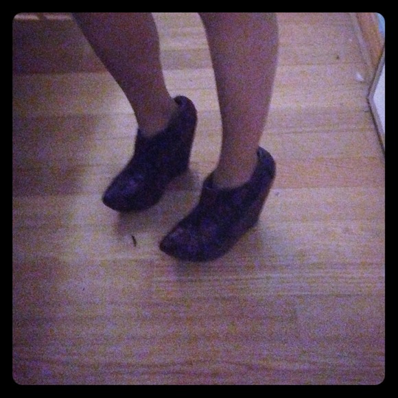 Platform Jeffery Campbell