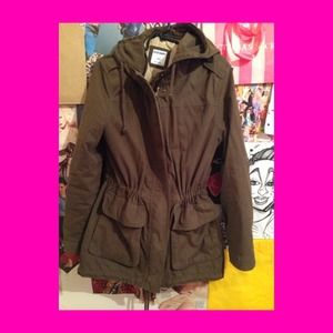 Clutch and jacket bundle