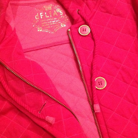 SOLD IN BUNDLE Delia's Pink Quilted Sweater - Picture 2 of 3