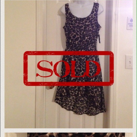 Beautiful high low dressSOLD in bundle
