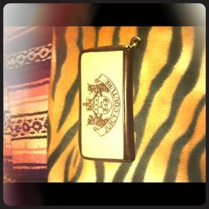 Authentic Juciy Couture wallet/bracelet bundle