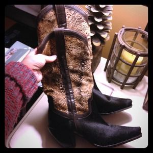 Donald J Pliner Cowboy Boots