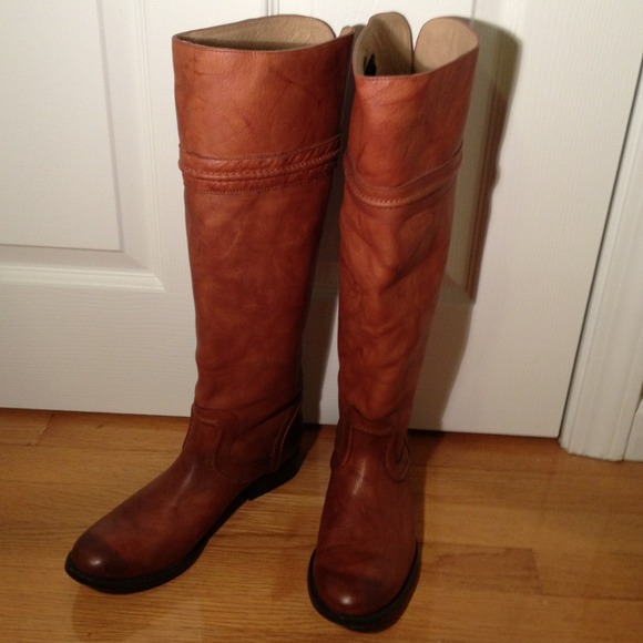 Frye Shoes - REDUCED 🎉Host Pick NWT Frye Melissa Trapunto Boot