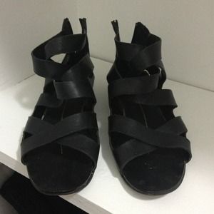 DV dolce vita sandals size 6.5