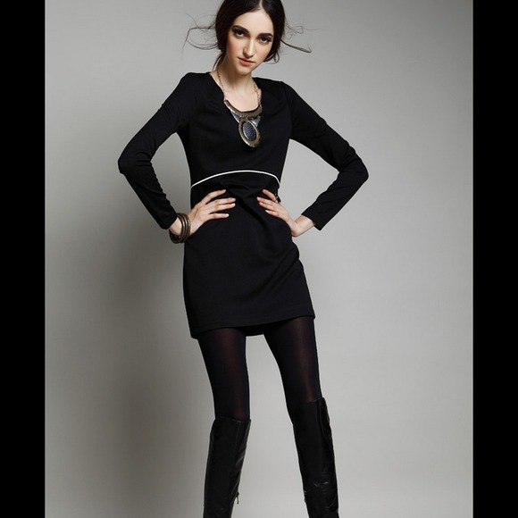 Black zip dress