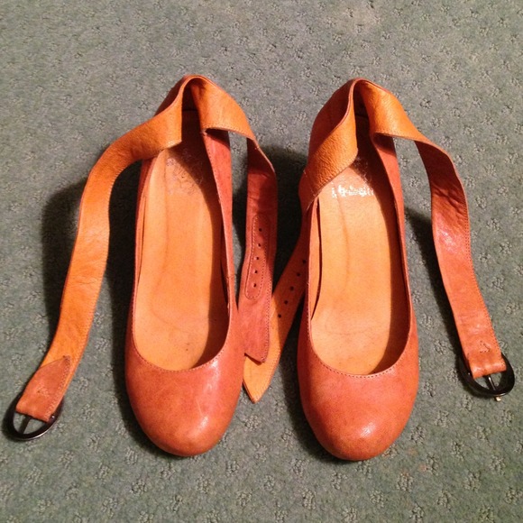 Jeffrey Campbell Shoes - Jeffrey Campbell heel with ankle strap 6.5