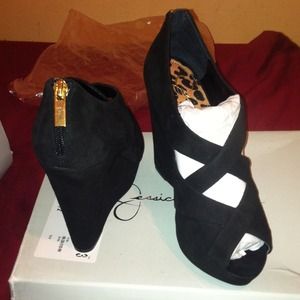 REDUCED**Jessica Simpson Suede Wedges/Heels *