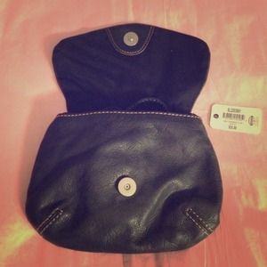 🎁Gift Idea! 🎁✨Black Leather Fossil Handbag NWT ✨