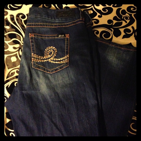 Denim - NWOT Seven7 jeans! 20