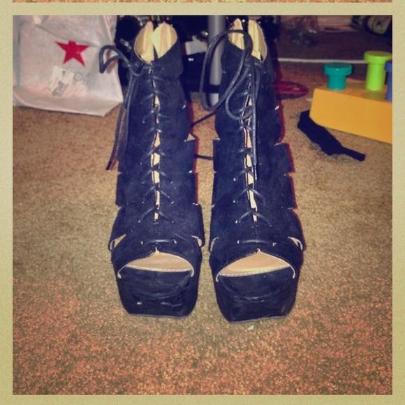 🔴sold🔴 Black wedges