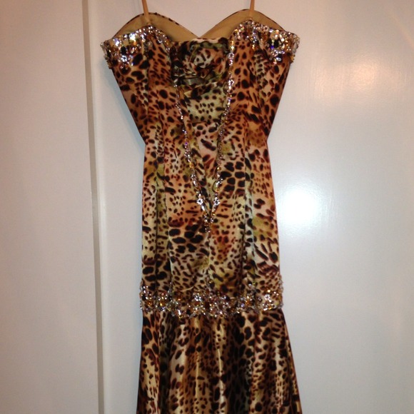 Mori Lee Evening Gown - Picture 3 of 4