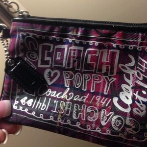 Coach Poppy Wristlet