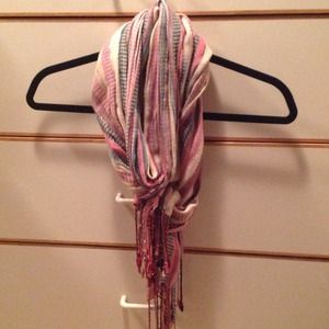 Multicolor striped scarf