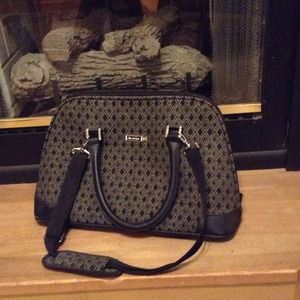 Saved for Frances.  Cute overnight bag-