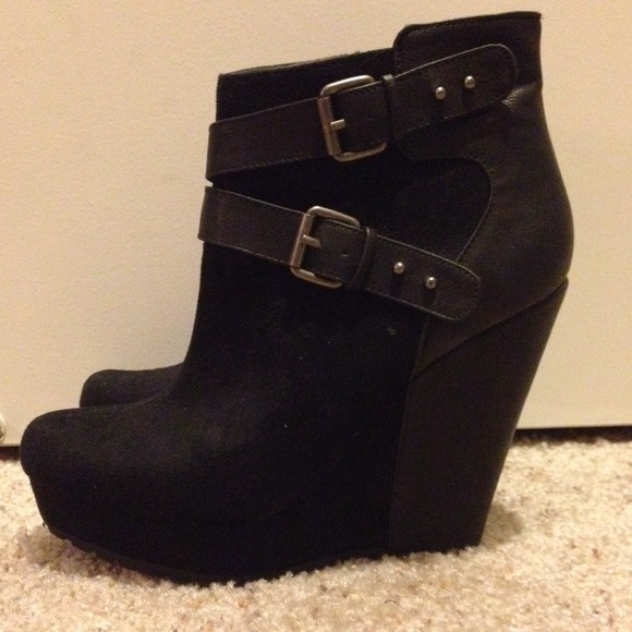 ankle booties