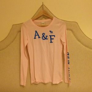 Abercrombie & Fitch Pink Long Sleeve T-Shirt
