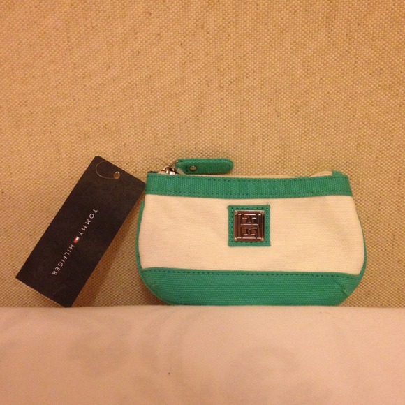 ✧ Tommy Hilfiger Coin Purse ✧