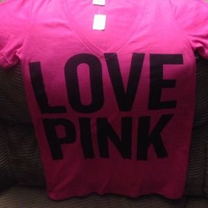 🔴sold🔴 @minderz 🔴VS Pink Pink V~neck t-shirt