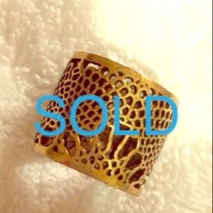 == Bundled == NWOT Lucky Brand Gold Tone Ring s7.