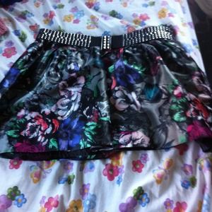 Rose Patterned Skirt