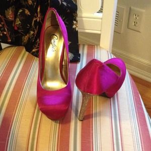 Hot Pink Heels